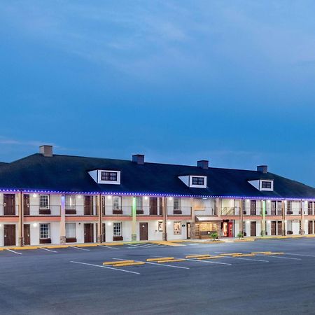 Baymont By Wyndham Commerce Ga Near Tanger Outlets Mall Esterno foto