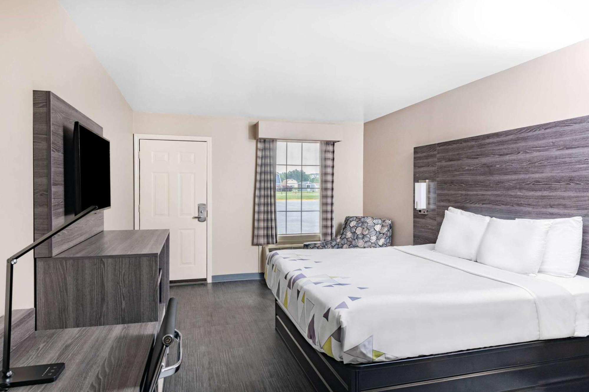 Baymont By Wyndham Commerce Ga Near Tanger Outlets Mall Esterno foto