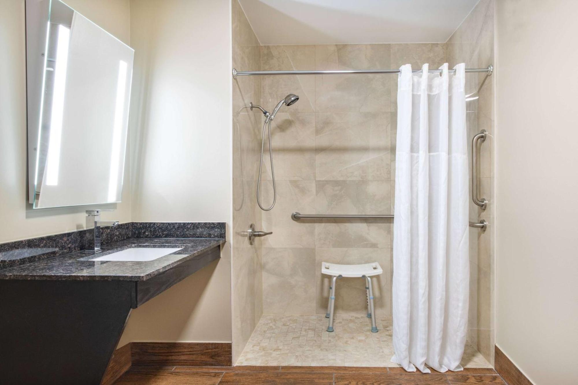 Baymont By Wyndham Commerce Ga Near Tanger Outlets Mall Esterno foto